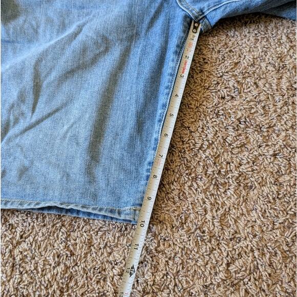 NILI LOTAN Julie Denim Pleated Trouser Shorts in Blue Fadded Wash, size 28 - Picture 6 of 9